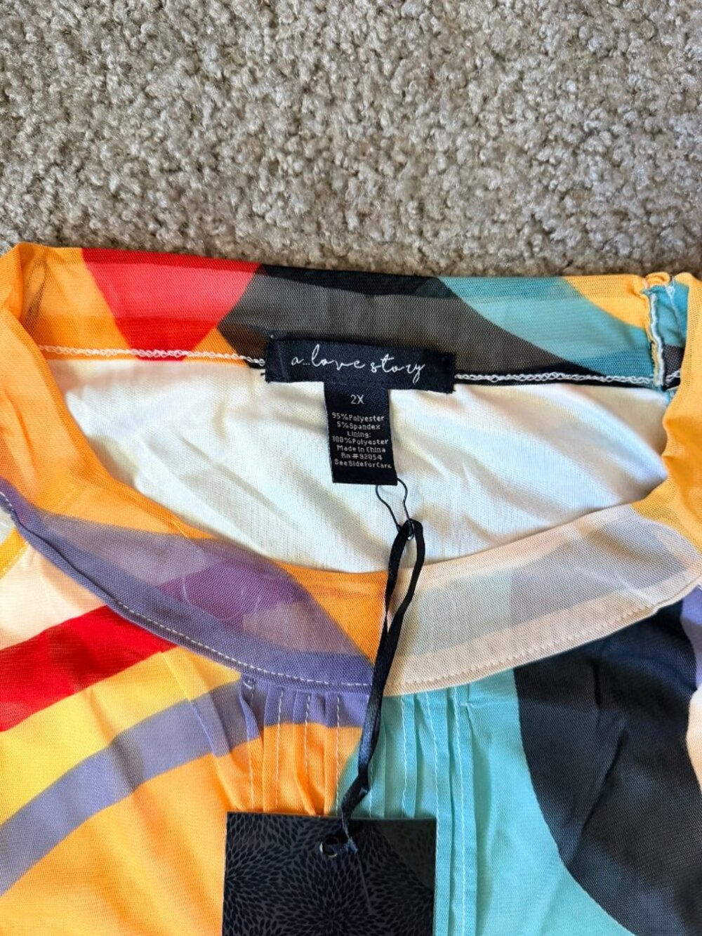 A Love Story Sleeveless Top 2X Colorful Abstract Print New with Tags